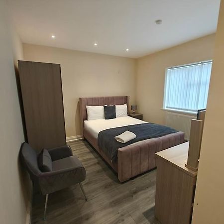 Luxury 5-Bed House Near Nec & Bhx Daire Solihull Dış mekan fotoğraf