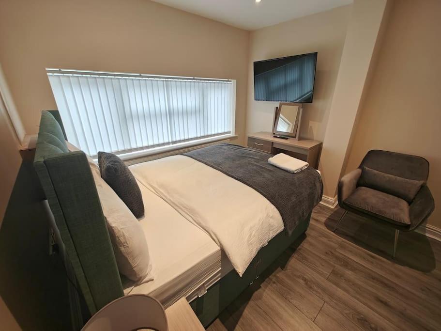 Luxury 5-Bed House Near Nec & Bhx Daire Solihull Dış mekan fotoğraf