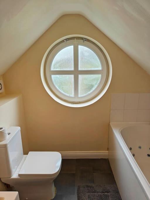 Luxury 5-Bed House Near Nec & Bhx Daire Solihull Dış mekan fotoğraf