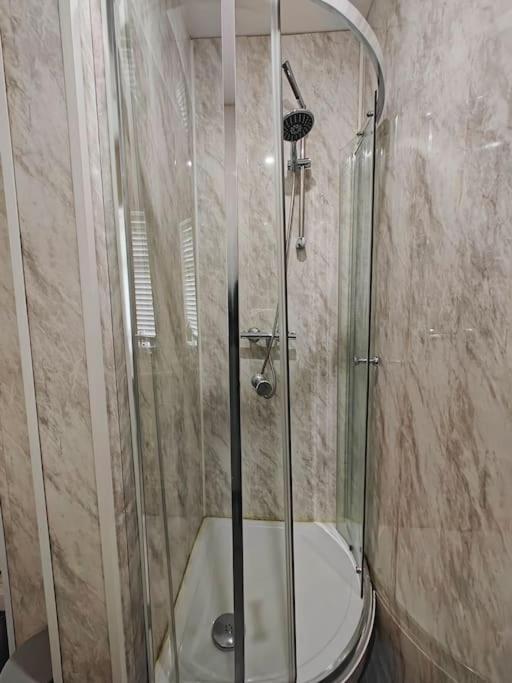 Luxury 5-Bed House Near Nec & Bhx Daire Solihull Dış mekan fotoğraf